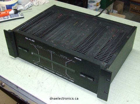 SAE A502 Power Amplifier picture